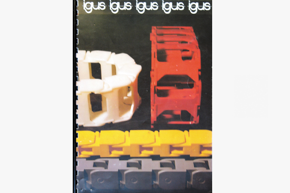 แคตตาล็อก igus เล่มแรกสำหรับผลิตภัณฑ์จ่ายพลังงาน