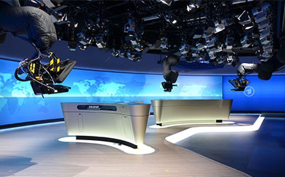 Robotic camera ใน news studio