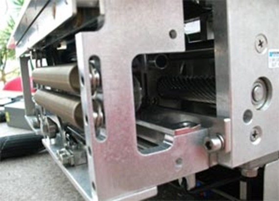 ไม่มีการล็อคตัวเองเนื่องจากสนามสูง